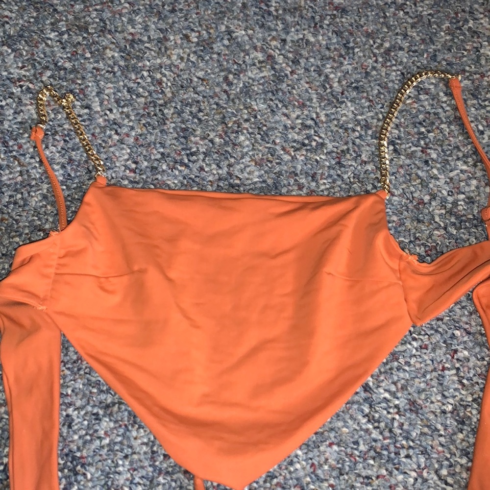 Orange top